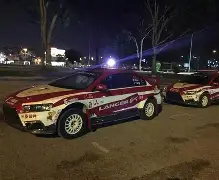 爱游戏电竞-常规赛巅峰对决！姑苏烈马队击败海滨风暴队，冰球赛场再起波澜；宿敌对话再升级